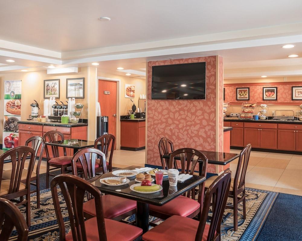 Quality Inn & Suites Lexington Esterno foto