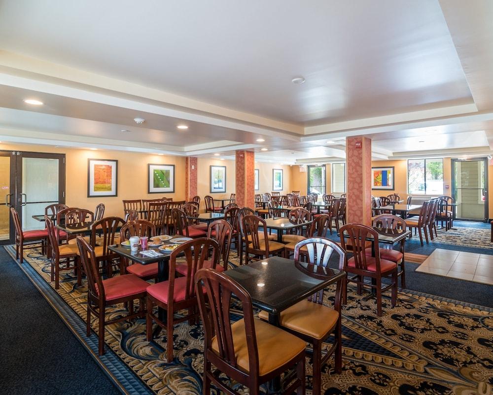 Quality Inn & Suites Lexington Esterno foto