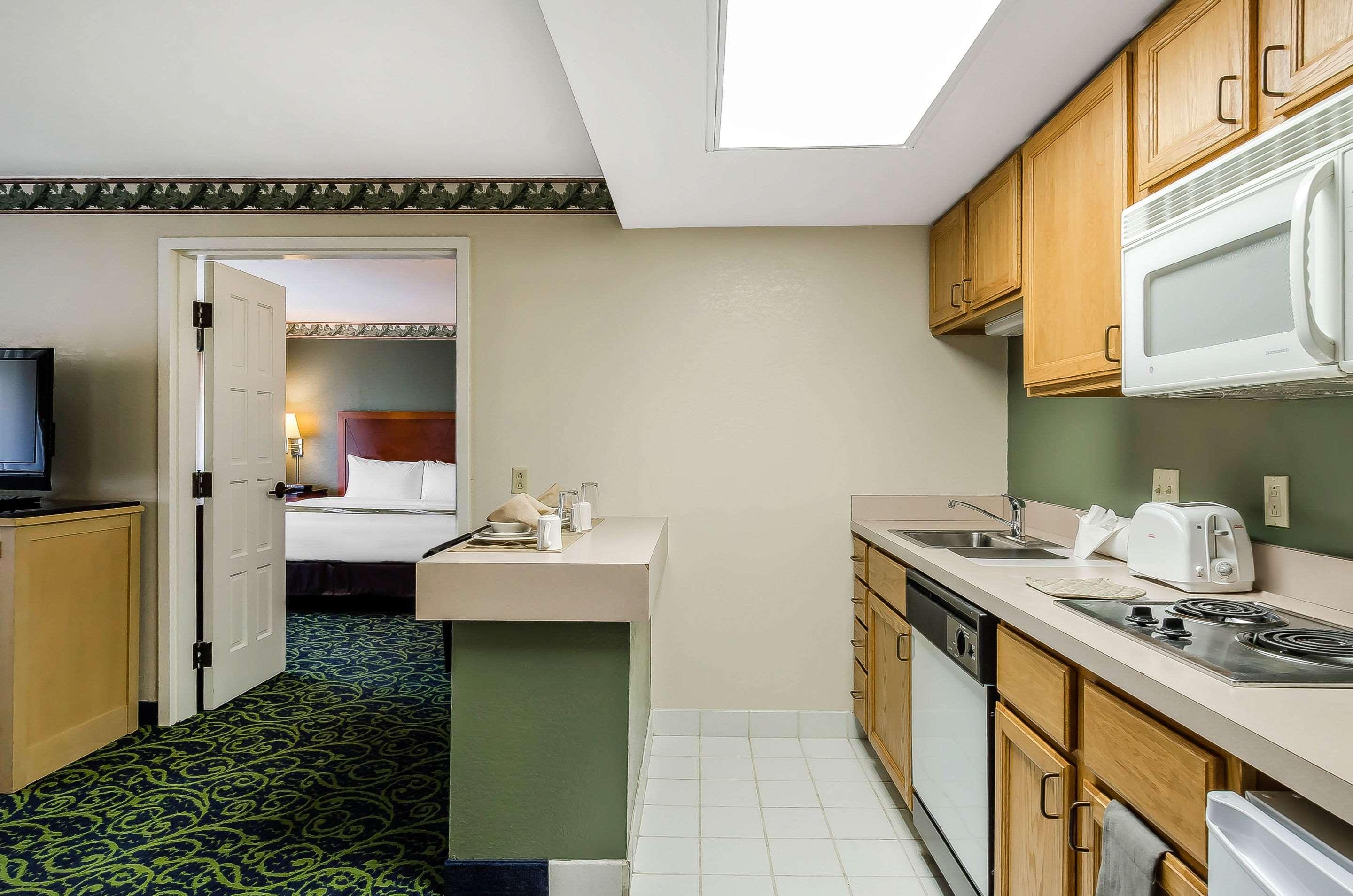 Quality Inn & Suites Lexington Esterno foto