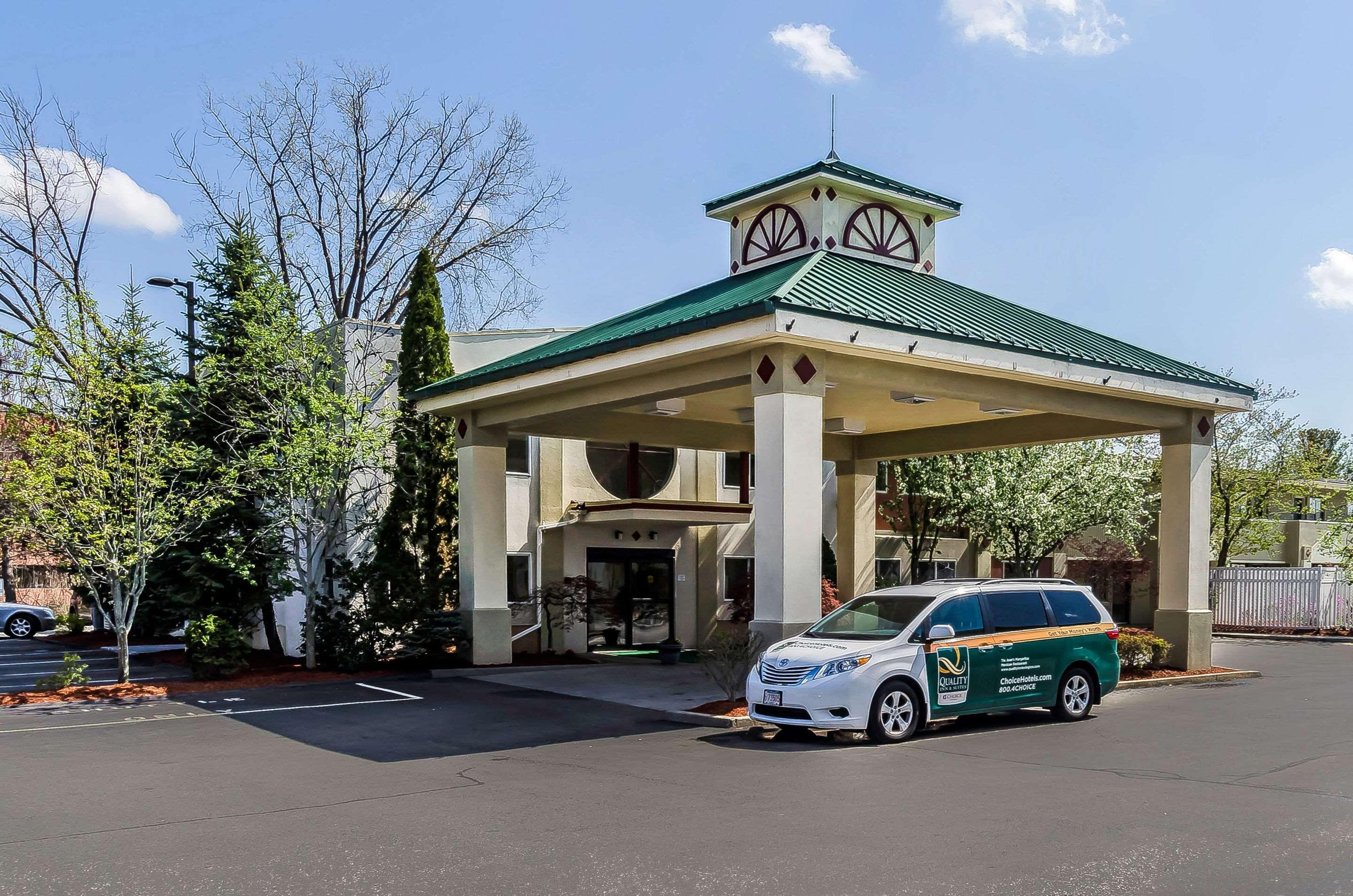 Quality Inn & Suites Lexington Esterno foto