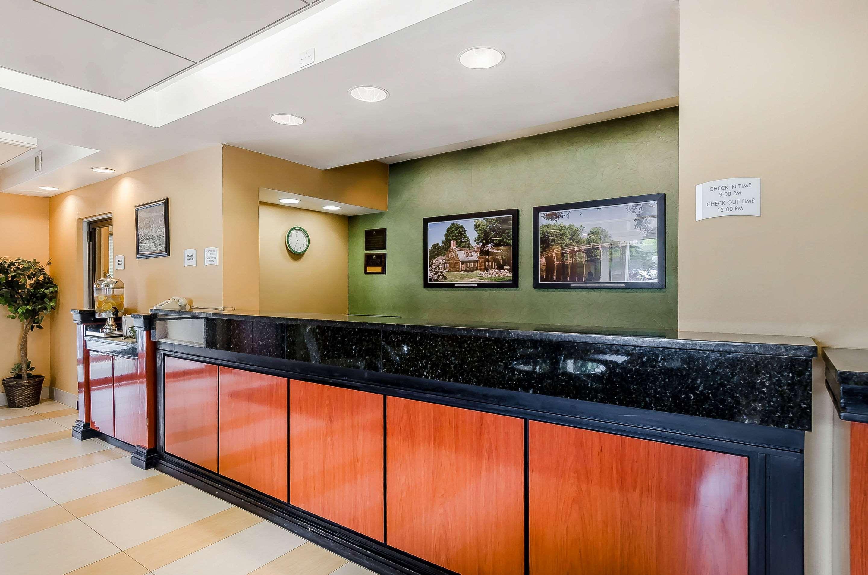 Quality Inn & Suites Lexington Esterno foto