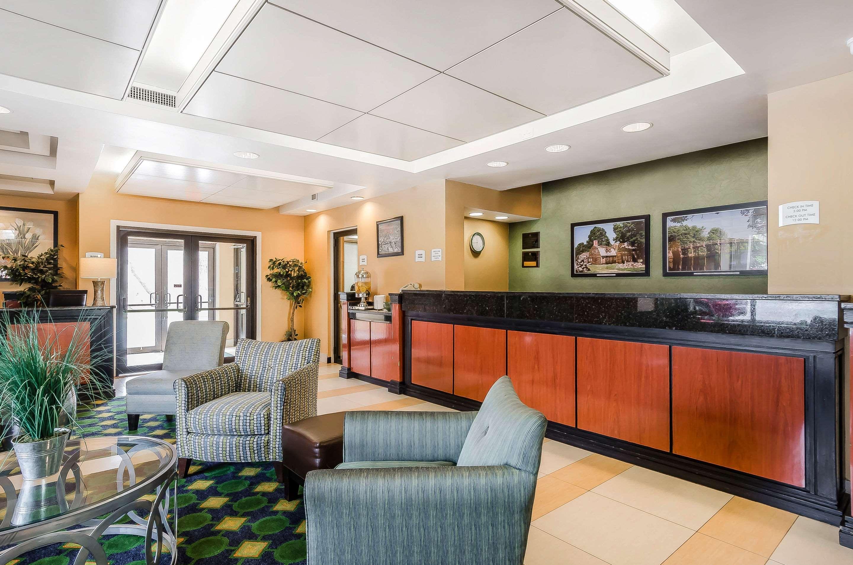Quality Inn & Suites Lexington Esterno foto