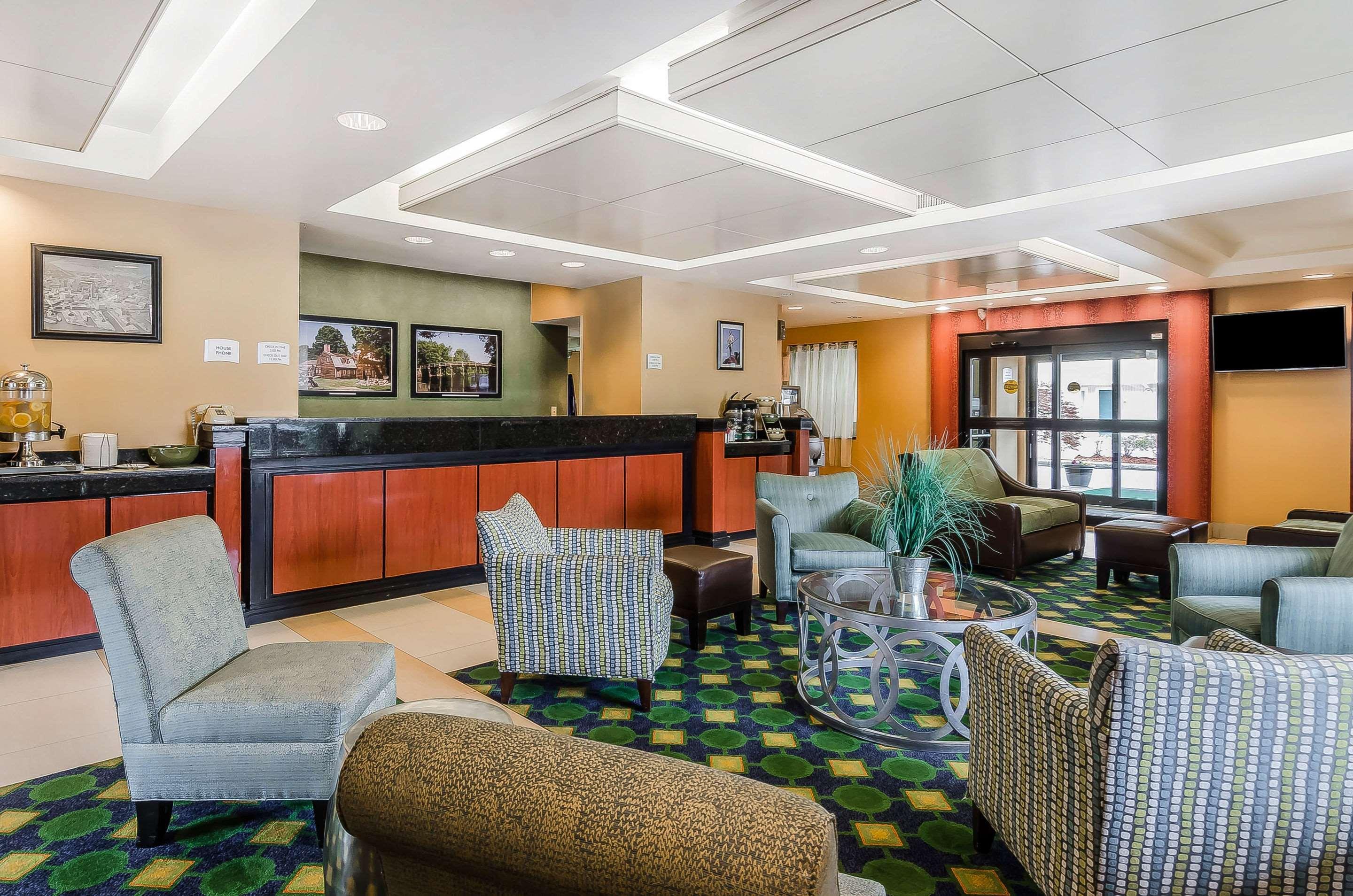 Quality Inn & Suites Lexington Esterno foto