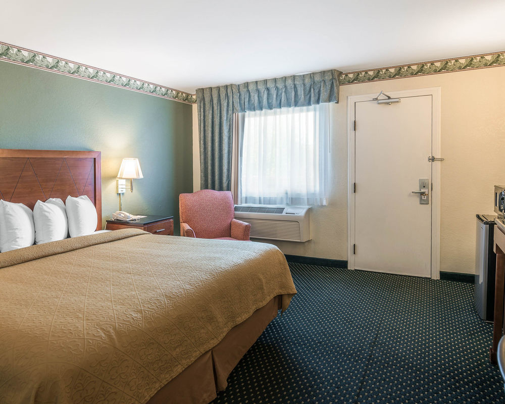 Quality Inn & Suites Lexington Esterno foto